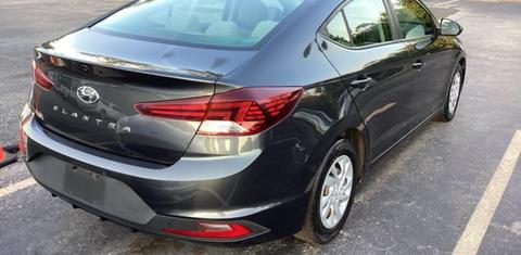 Hyundai Elantra 2020