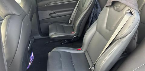 Tesla Model X 2025