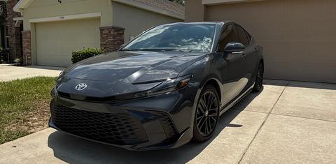 Toyota Camry Hybrid 2025