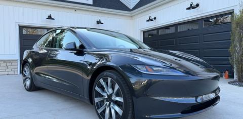 Tesla Model 3 2024
