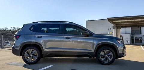 Volkswagen Taos 2025