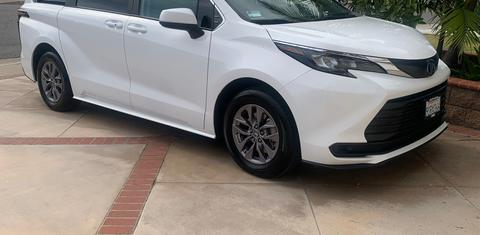 Toyota Sienna 2024