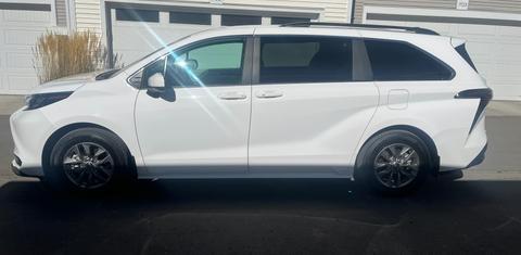 Toyota Sienna 2025