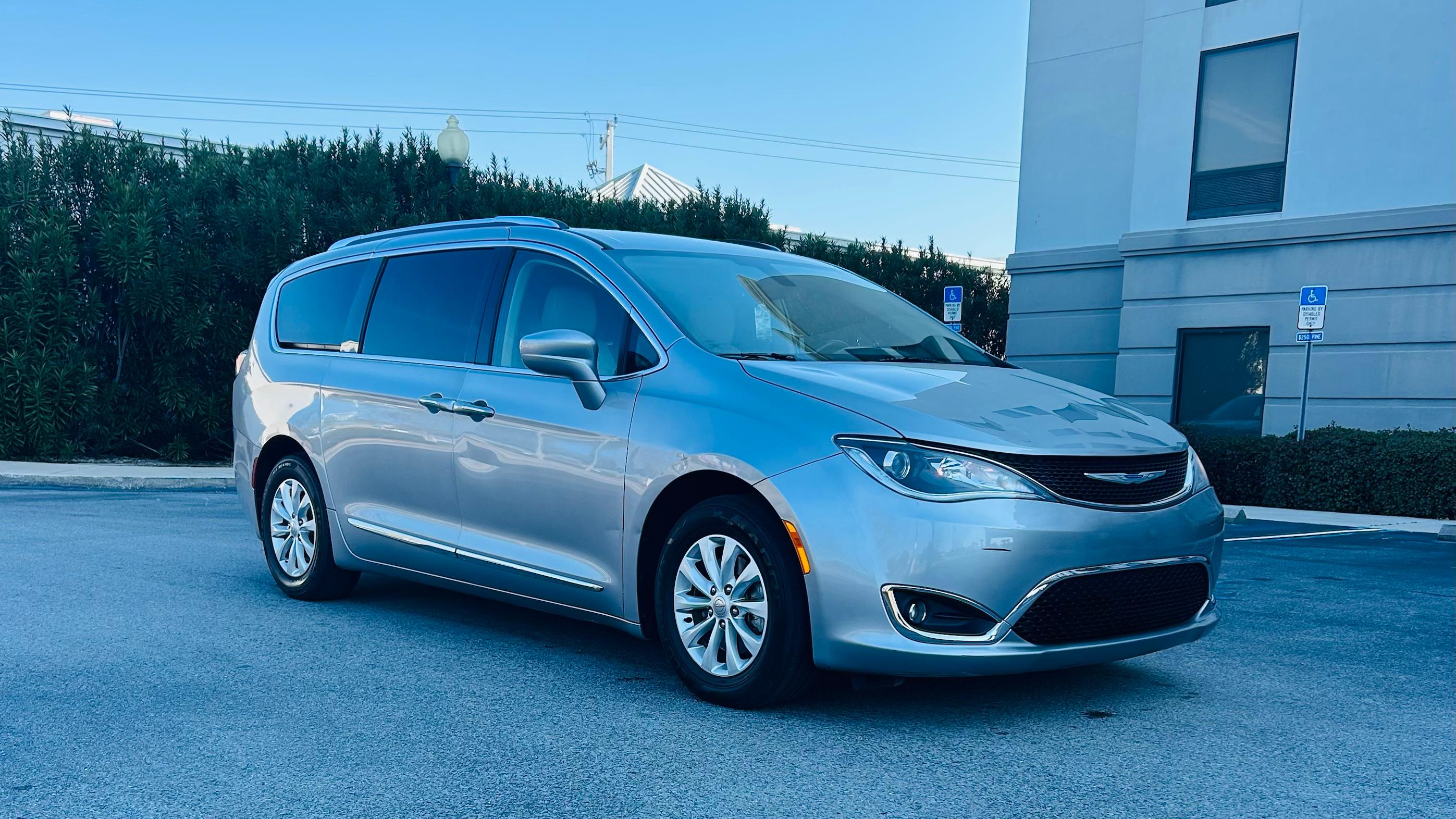 Chrysler Pacifica 2019 in Panama City Beach, FL