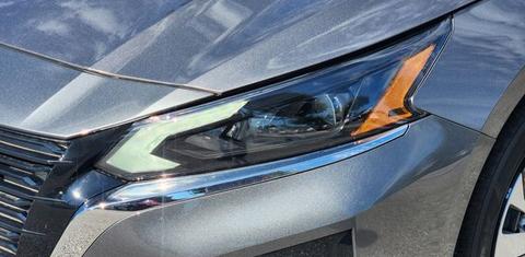 Nissan Altima 2025