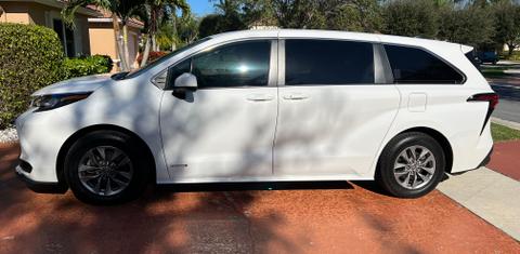 Toyota Sienna 2021