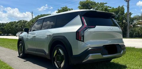 Kia EV9 2024