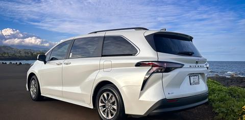 Toyota Sienna 2025