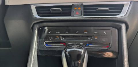 Volkswagen Taos 2025
