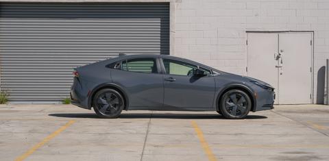 Toyota Prius 2024