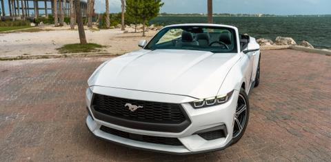 Ford Mustang 2024