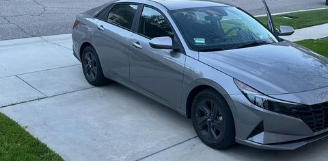Hyundai Elantra 2023