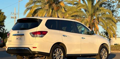 Nissan Pathfinder 2014