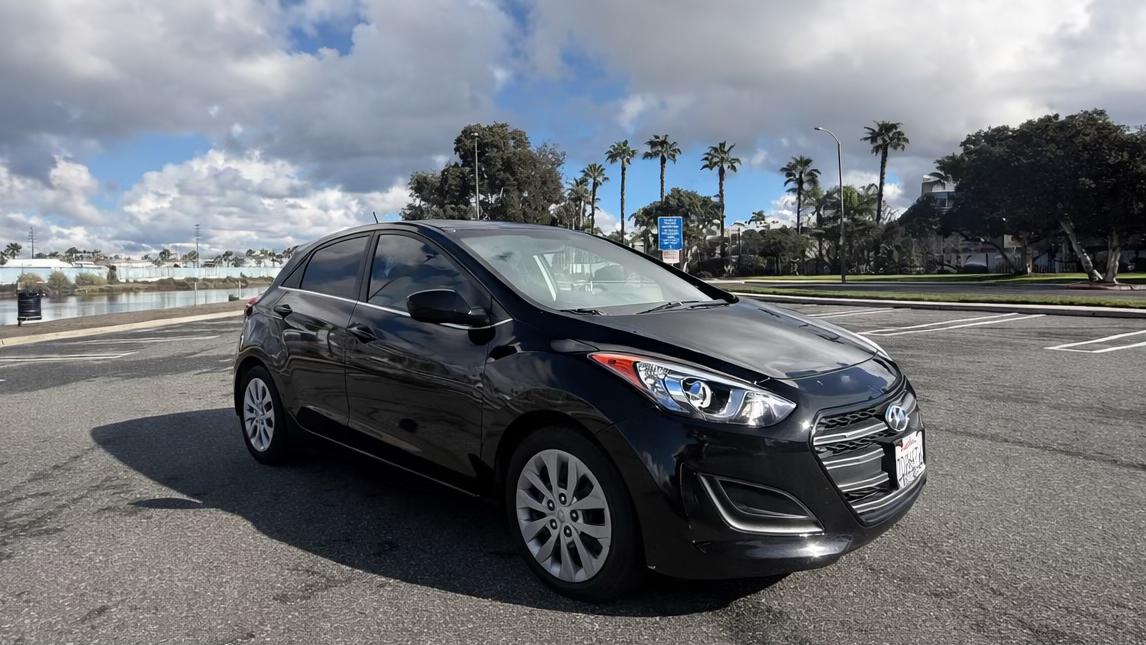 Hyundai Elantra GT 2016 in 