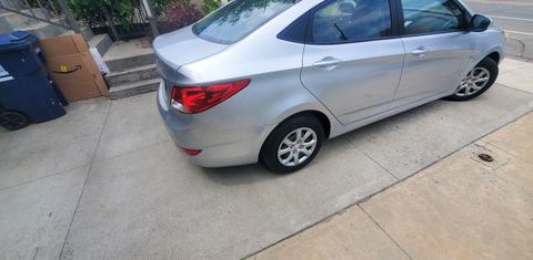 Hyundai Accent 2012