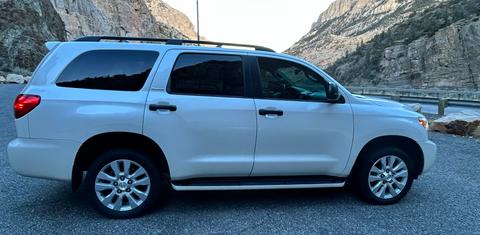 Toyota Sequoia 2014