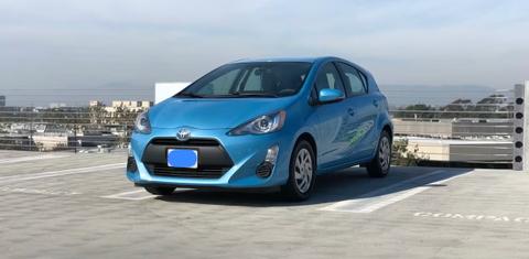 Toyota Prius c 2015