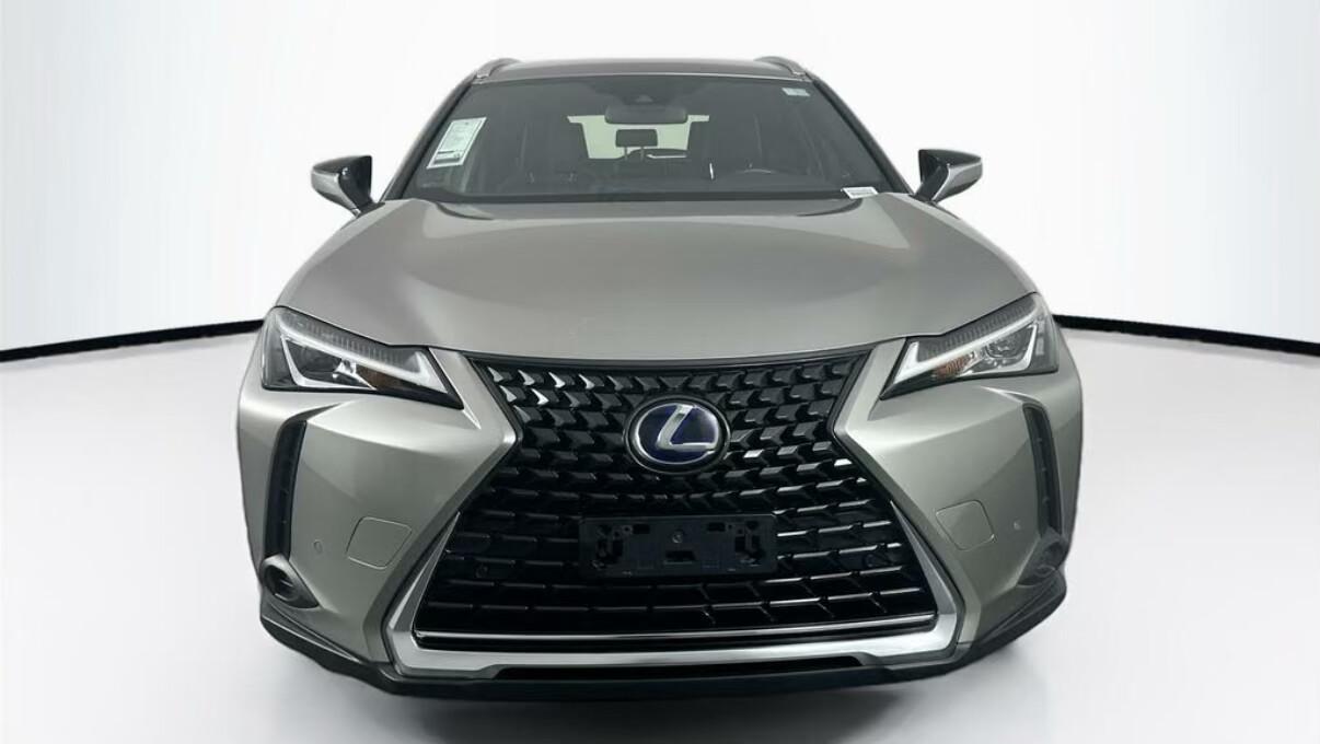 Lexus UX 2021 in 