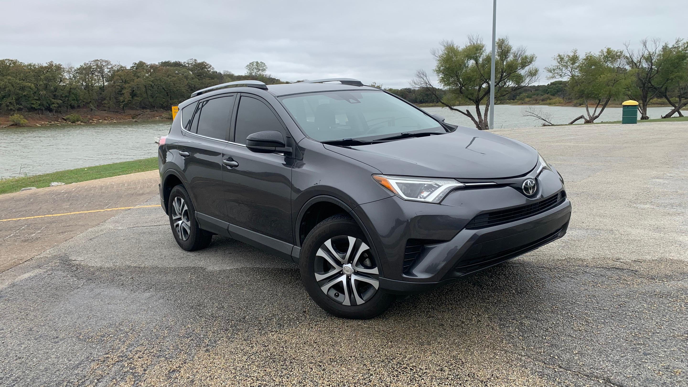 Toyota RAV4 2017 in Coppell, TX