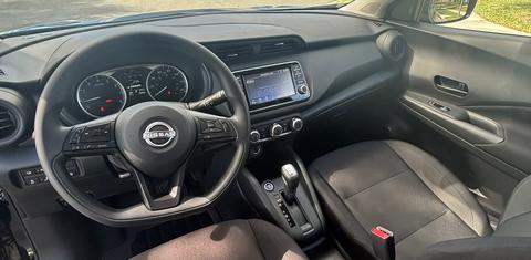 Nissan Kicks Play 2025