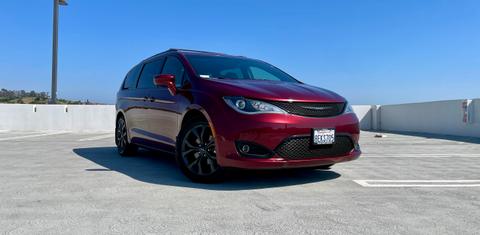 Chrysler Pacifica 2018