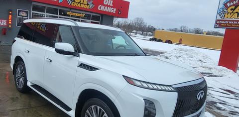 INFINITI QX80 2025
