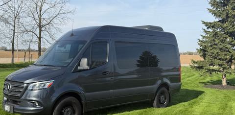 Mercedes-Benz Sprinter 2024
