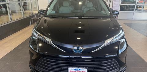 Toyota Sienna 2025