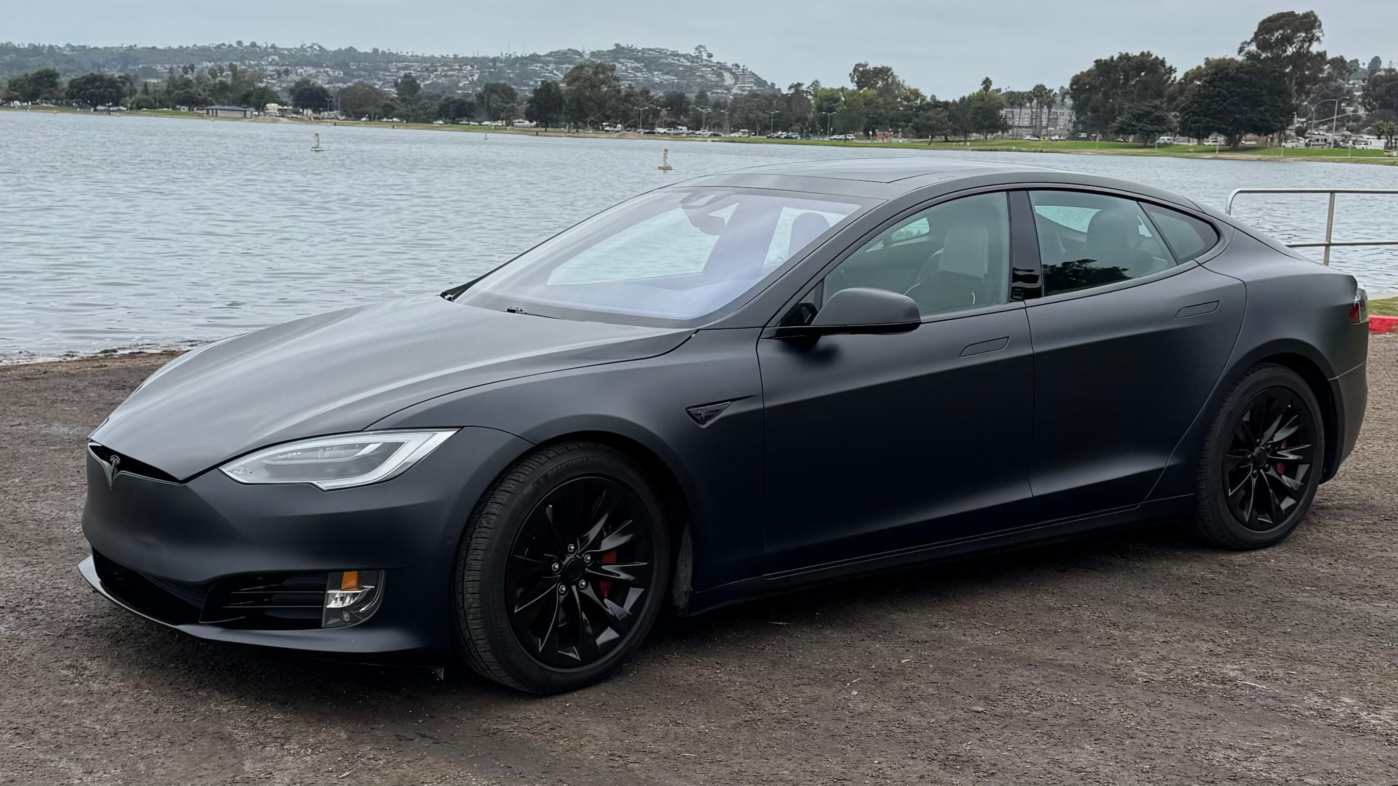 Tesla Model S 2016 in San Diego, CA