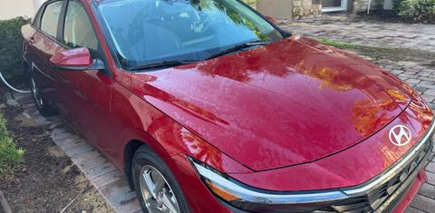 Hyundai Elantra 2025