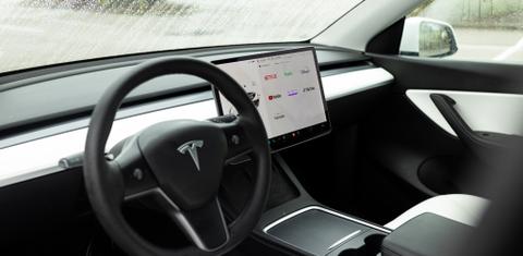 Tesla Model Y 2021