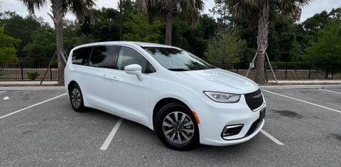 Chrysler Pacifica 2022