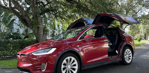 Tesla Model X 2019