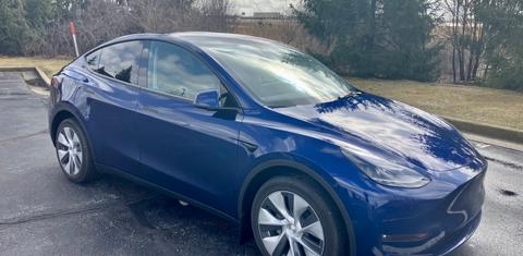 Tesla Model Y 2023