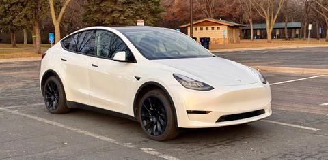 Tesla Model Y 2022