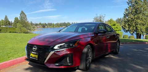 Nissan Altima 2025