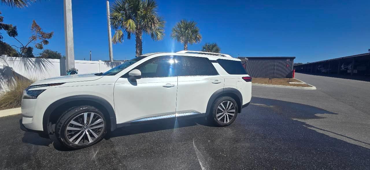 Nissan Pathfinder 2023 in 