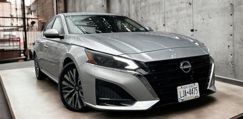 Nissan Altima 2023