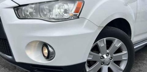 Mitsubishi Outlander 2013