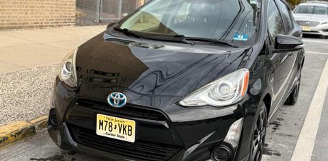Toyota Prius c 2015