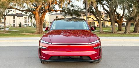Tesla Model Y 2026