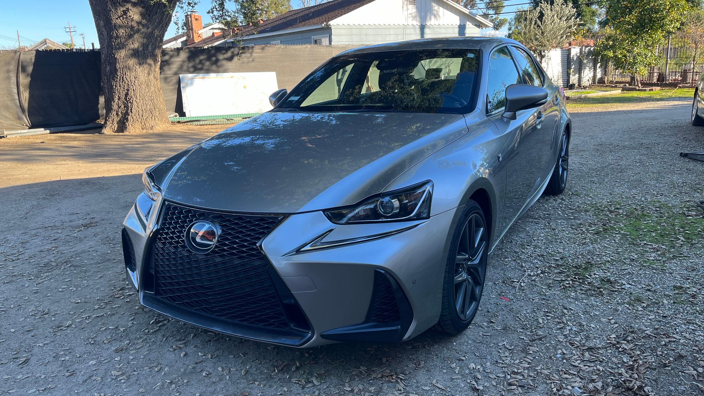 Lexus IS 2019 in 