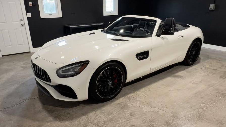 Mercedes-Benz AMG GT 2020 in Skokie, IL