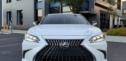 Lexus ES 2025