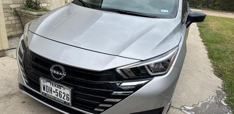 Nissan Versa 2024