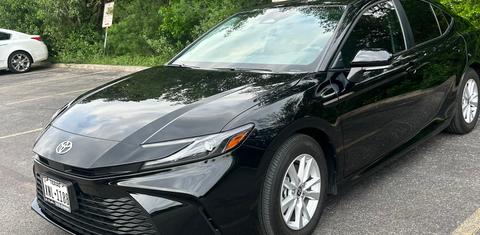 Toyota Camry Hybrid 2025