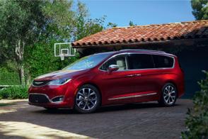 Chrysler Pacifica car