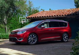 Chrysler Pacifica car