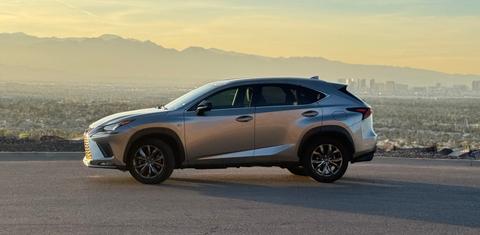 Lexus NX 2021
