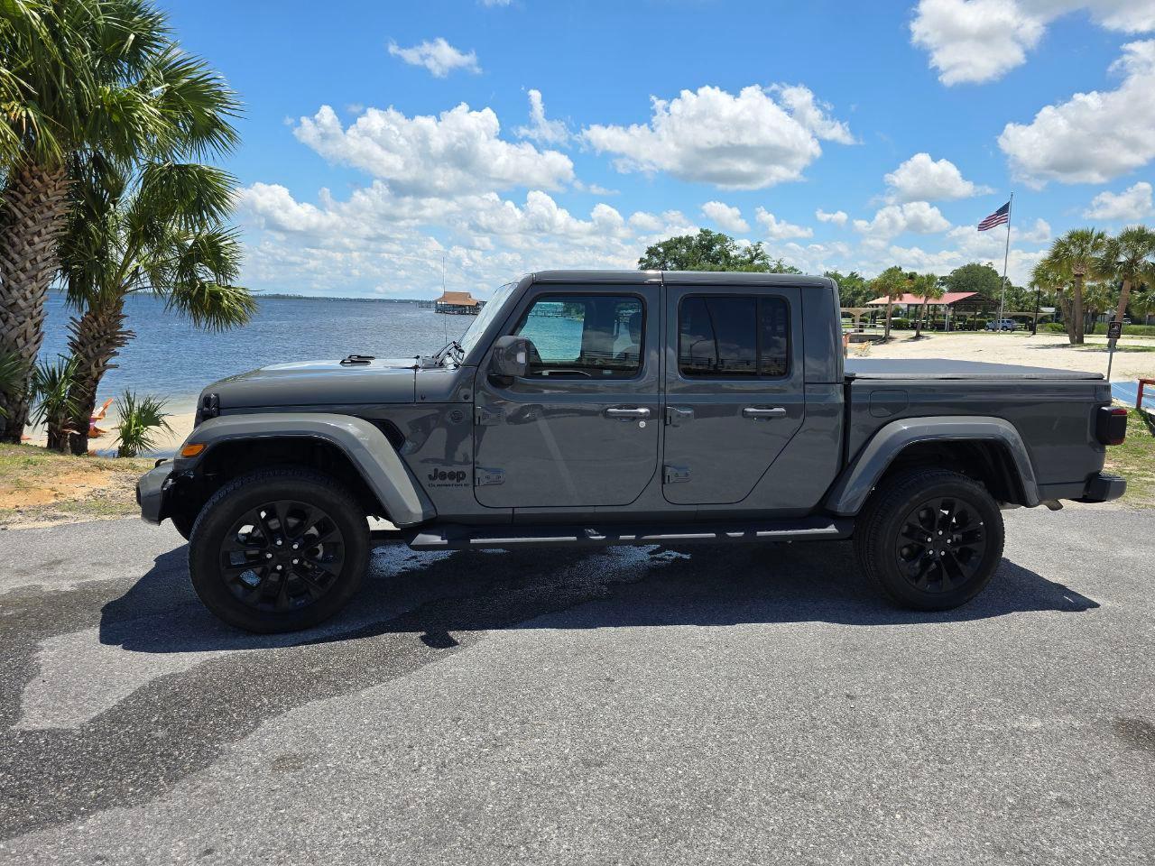 Jeep Gladiator 2023 in Panama City, FL